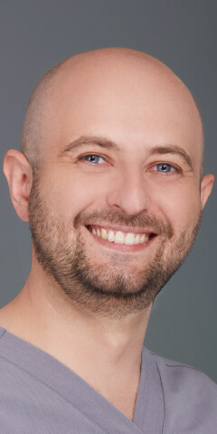 lek. dent. Marcin Sarnecki